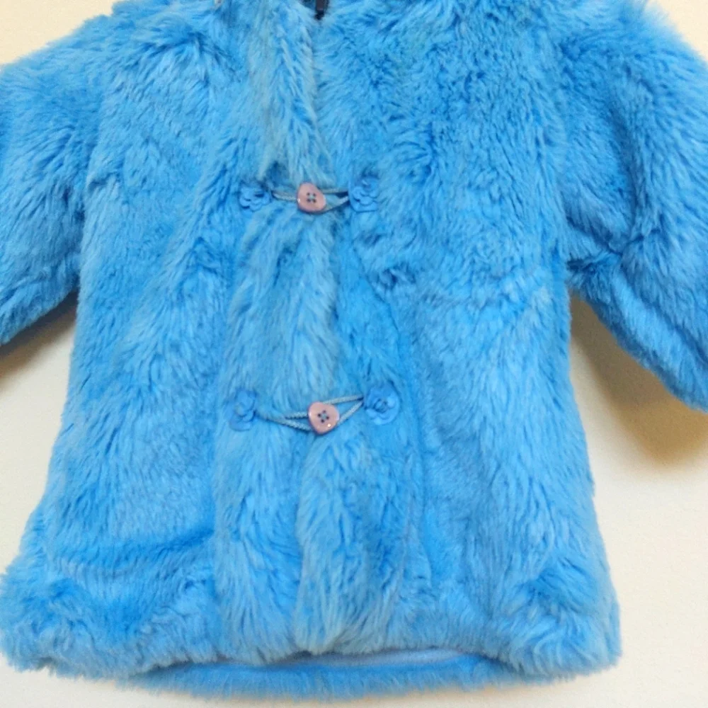 THE CHILDREN'S PLACE Girls 24 Months Beautiful Blue Teddy Coat.